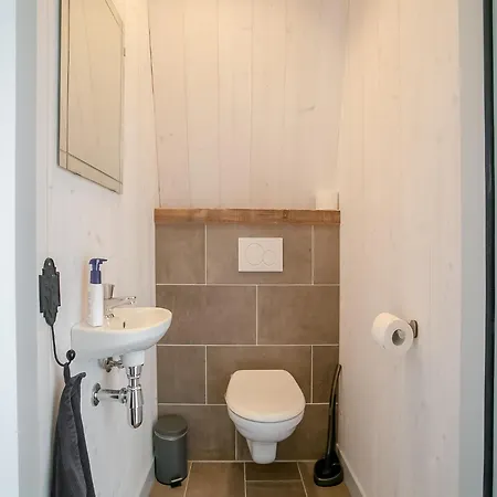 בית נופש Near Beaches, Cleaning Included *