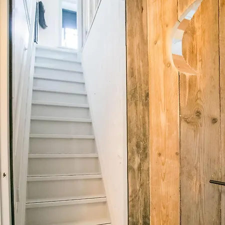 Near Beaches, Cleaning Included